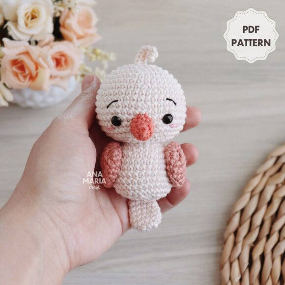 Ceci, a passarinha - Chaveiro Passarinho - Receita de Amigurumi em PDF